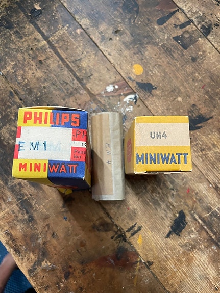 Product image 1 of 2