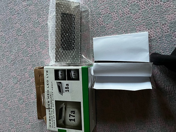 Product image 1 of 3