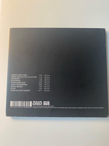 Product image 2 of 6