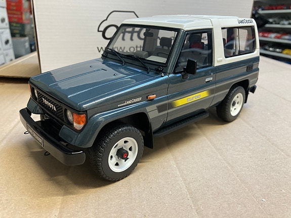 Product image 2 of 8