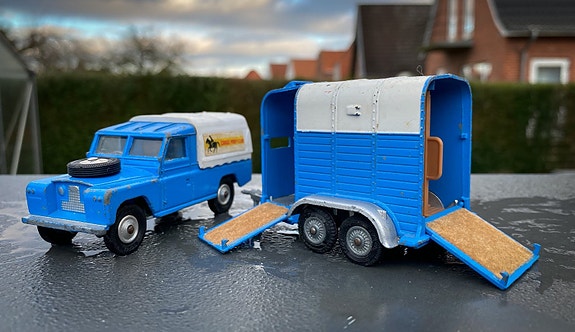 Product image 1 of 6