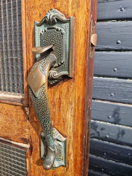 Product image 1 of 8