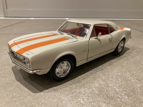 Product image 1 of 8