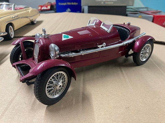 Product image 1 of 8