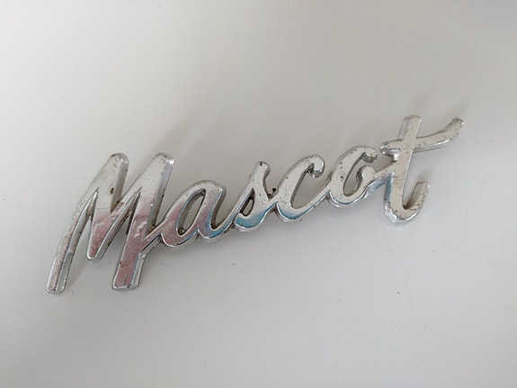 Product image 1 of 3