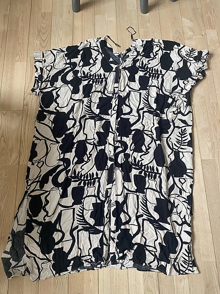 Product image 1 of 7