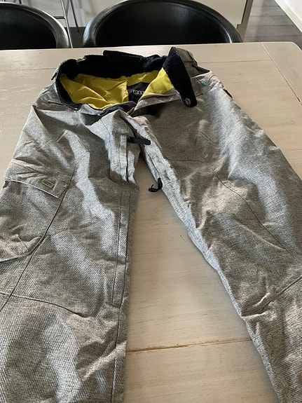 Product image 1 of 4