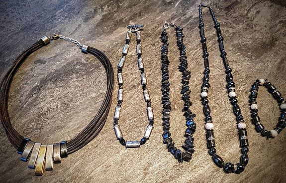 Product image 1 of 8