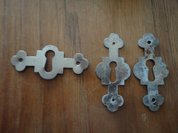 Product image 1 of 2