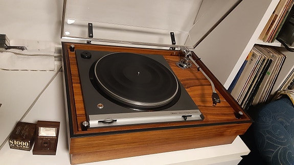 Product image 1 of 8