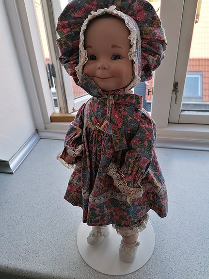 Product image 1 of 3