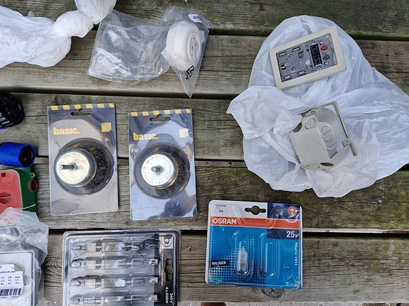 Product image 3 of 6