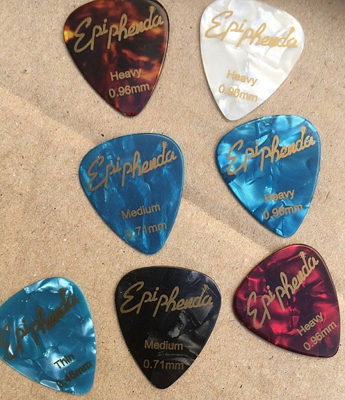 Product image 1 of 2