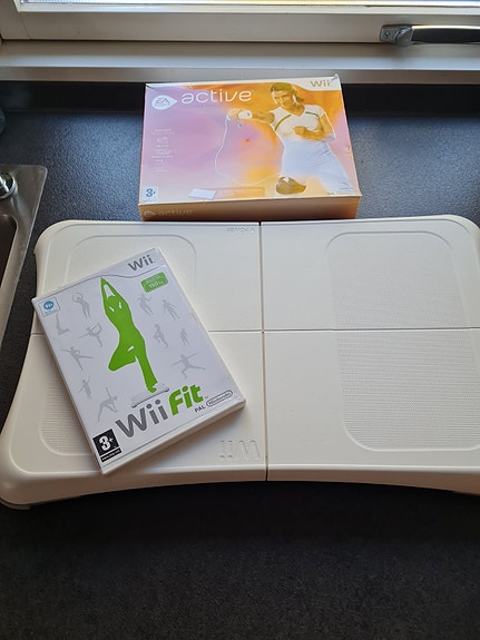 Product image 1 of 2