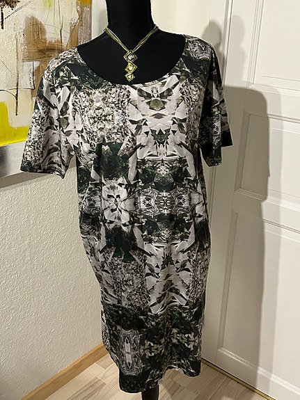 Product image 1 of 7