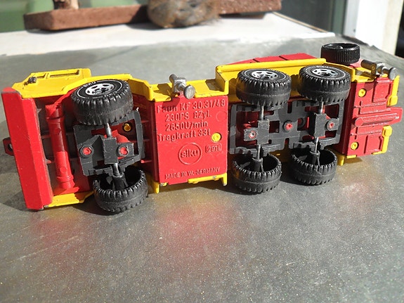 Product image 8 of 8