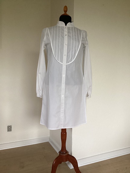 Product image 1 of 8