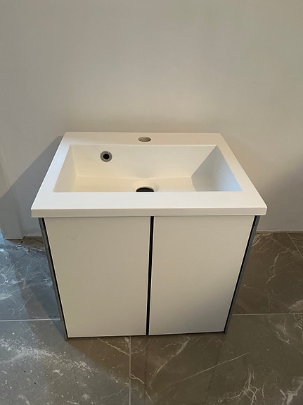 Product image 1 of 8