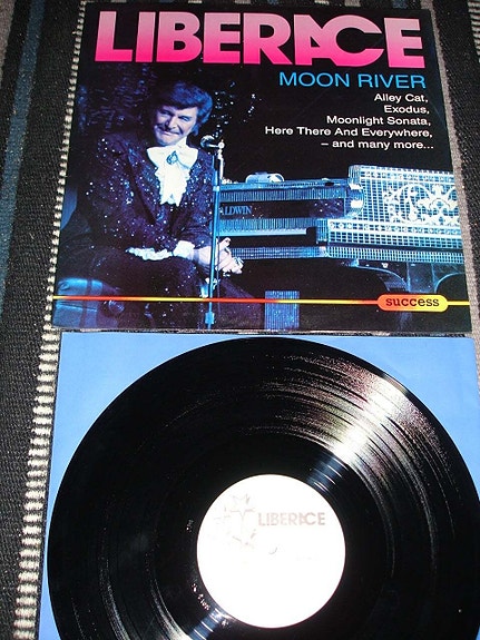 Product image 1 of 3