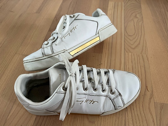 Product image 1 of 8