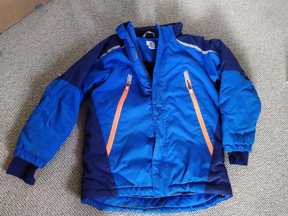 Product image 1 of 3