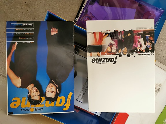 Product image 1 of 2