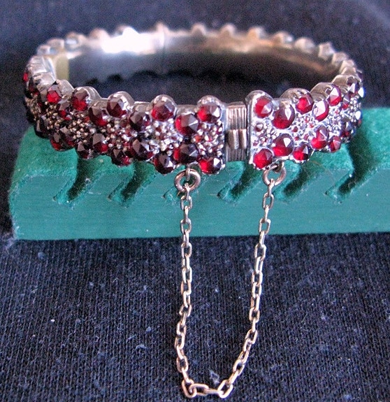 Product image 1 of 8