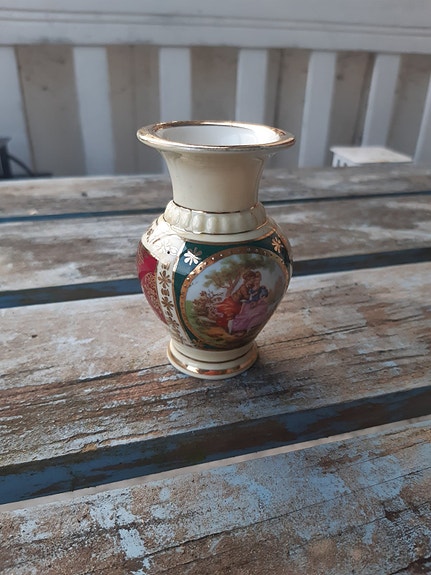 Product image 1 of 8