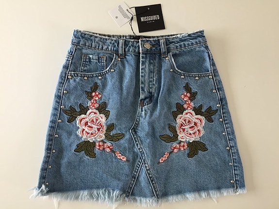 Product image 1 of 8