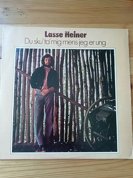 Product image 1 of 2