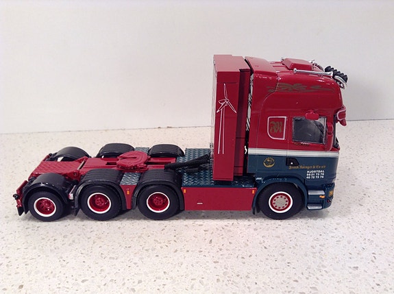 Product image 5 of 8