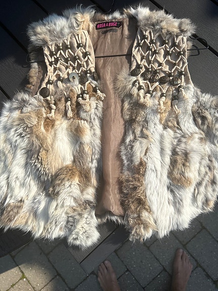 Product image 1 of 6