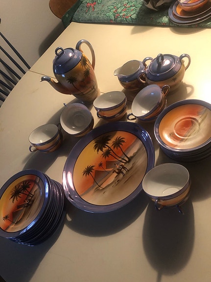 Product image 1 of 2