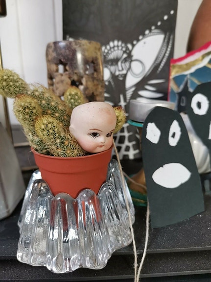 Product image 1 of 8