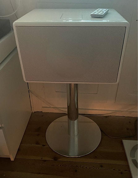 Product image 1 of 4