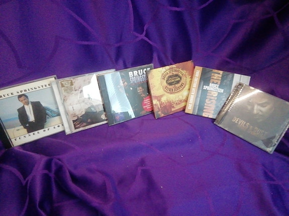 Product image 1 of 8