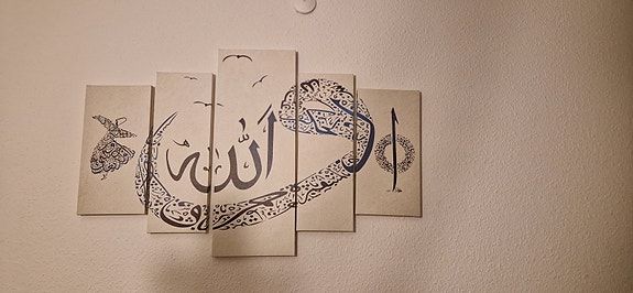 Product image 1 of 2