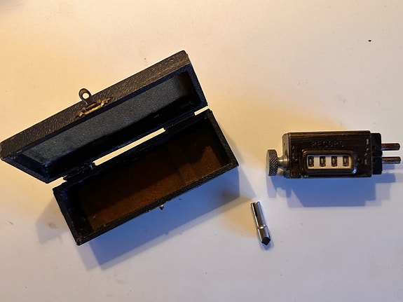 Product image 2 of 8