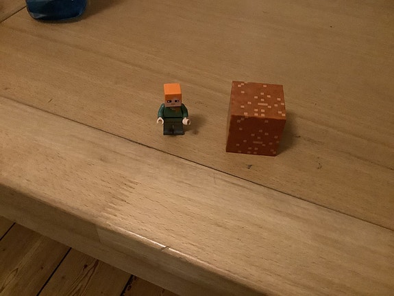 Product image 1 of 2