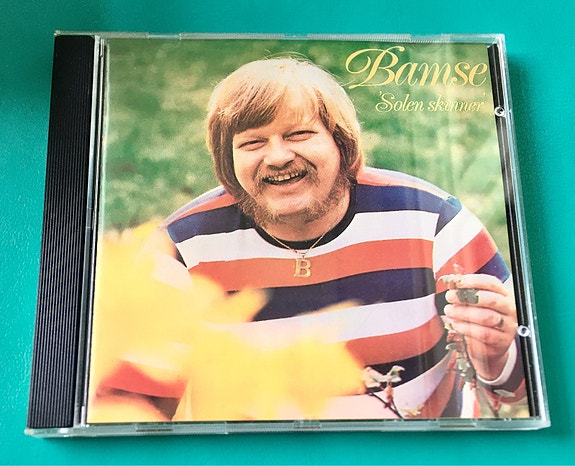 Product image 1 of 3