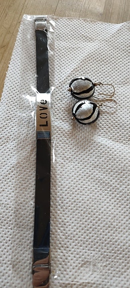 Product image 1 of 7