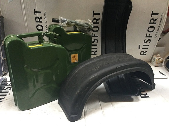 Product image 9 of 9