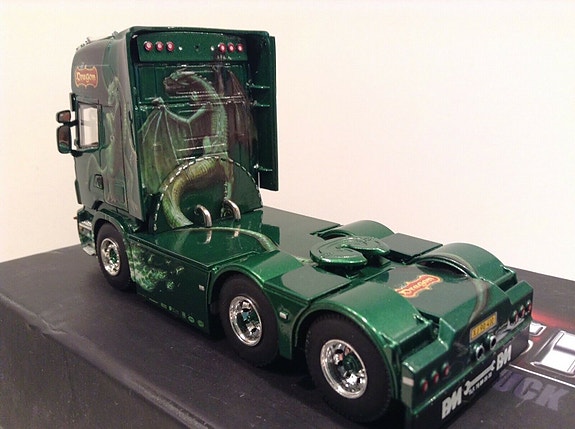 Product image 4 of 8