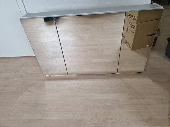 Product image 1 of 6