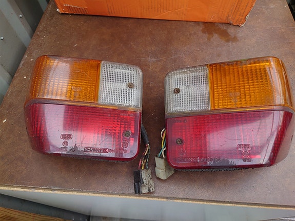 Product image 1 of 4