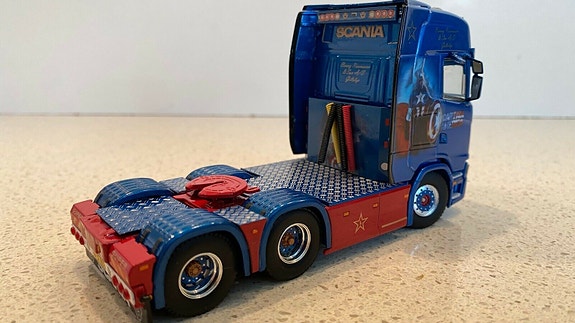 Product image 4 of 8