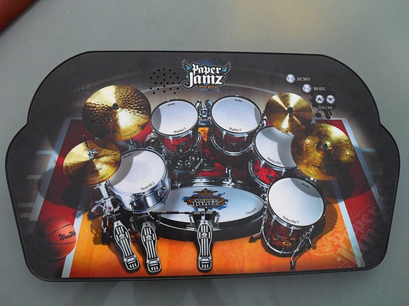 Product image 1 of 3