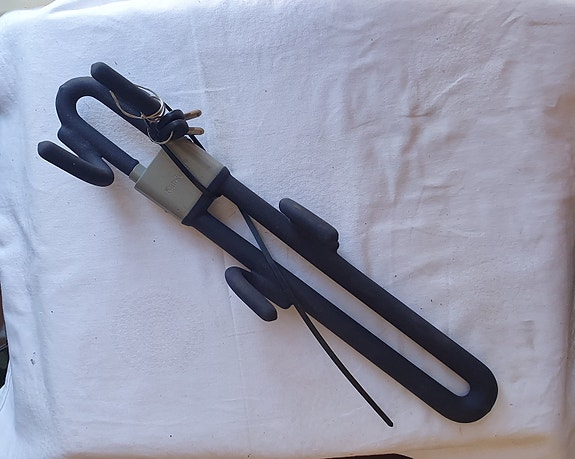 Product image 1 of 2