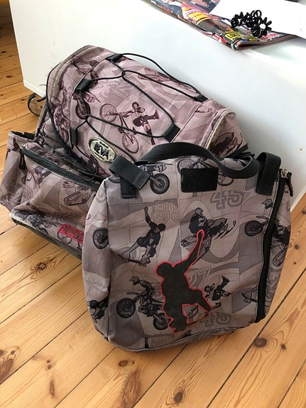 Product image 3 of 6