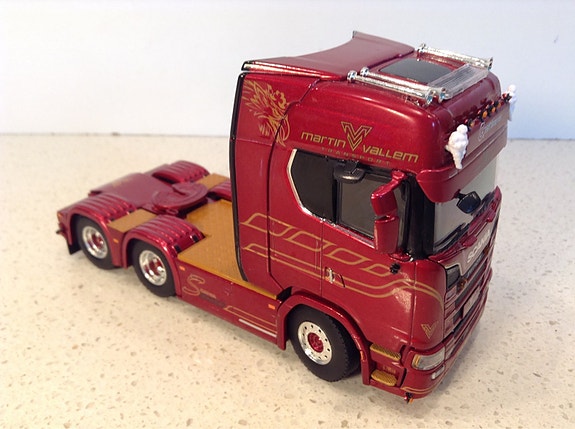 Product image 6 of 8